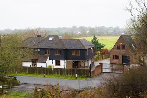 6 bedroom detached house for sale, Finn Farm Road, Kingsnorth