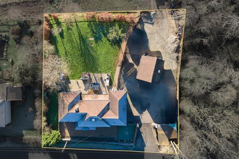 undefined, Finn Farm Road, Kingsnorth