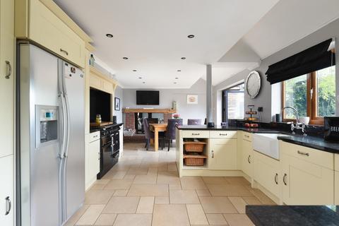 undefined, Finn Farm Road, Kingsnorth