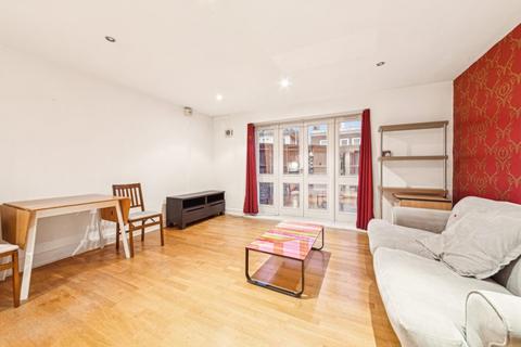 2 bedroom ground floor flat to rent, Falcon Road, London SW11