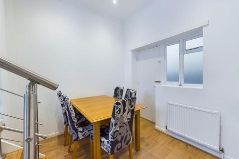 2 bedroom terraced house to rent, Little Preston Street, Brighton