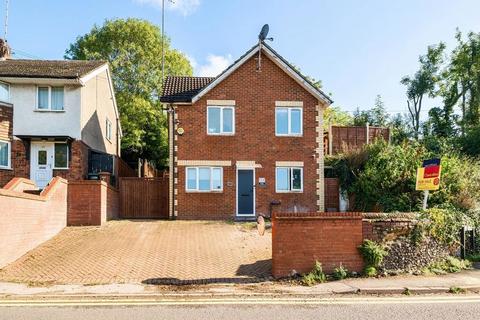 4 bedroom detached house for sale, Primrose Hill, Kings Langley, WD4 8HX