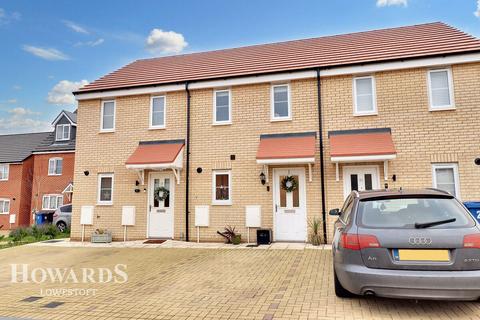 2 bedroom terraced house for sale, Rydwar Close, Lowestoft