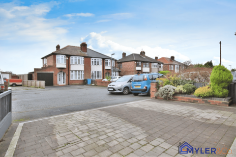 4 bedroom semi-detached house for sale, Beaconsfield Grove, Widnes, WA8