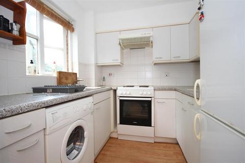 2 bedroom flat for sale, Curtis Drive, London, W3