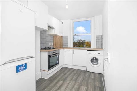 1 bedroom apartment to rent, Flat E, 163 Streatham High Road, Streatham