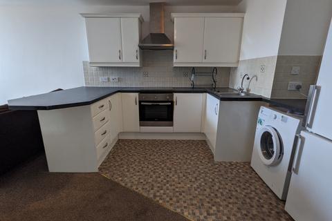 3 bedroom flat to rent, Plymouth Grove, Manchester M13