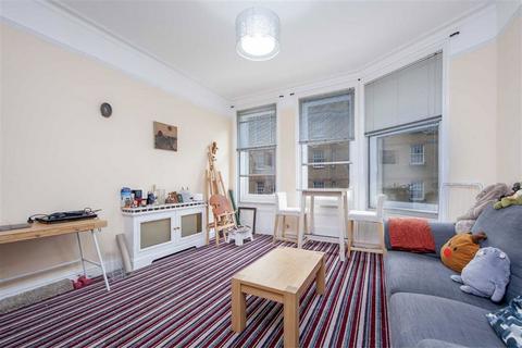 2 bedroom flat to rent, Ridgmount Gardens, London WC1E