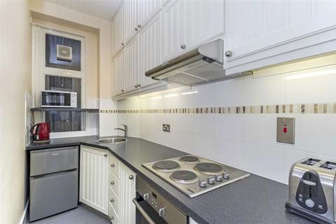 2 bedroom flat to rent, Ridgmount Gardens, London WC1E