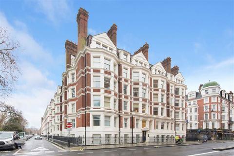 2 bedroom flat to rent, Ridgmount Gardens, London WC1E