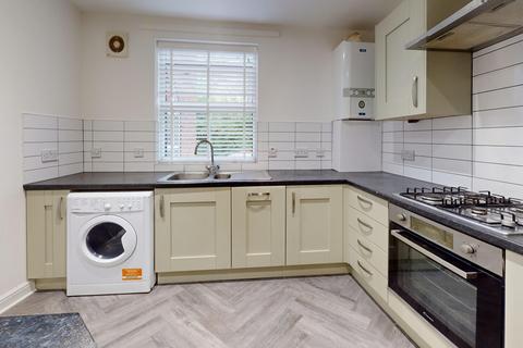 5 bedroom ground floor flat to rent, 17 Heaton Road, Heaton Road, Manchester M20