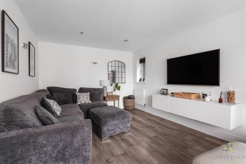undefined, Brooklands Drive, Evesham WR11