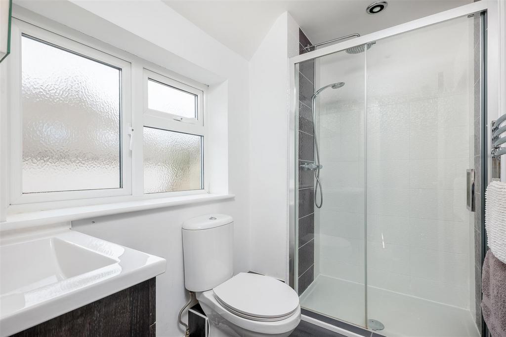 15 Withers Way-10.jpg