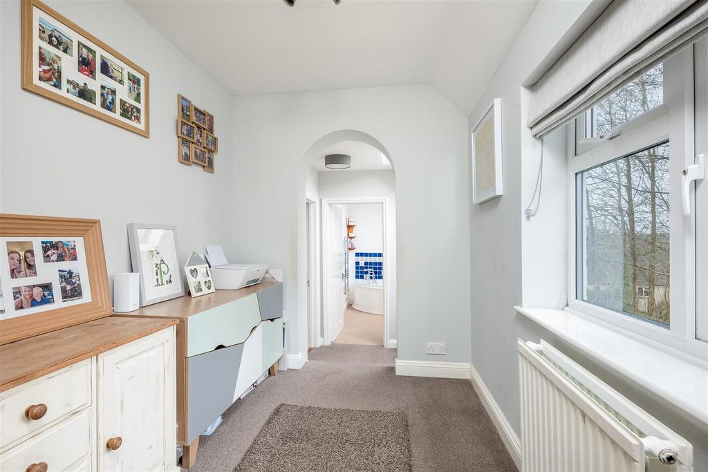 15 Withers Way-11.jpg