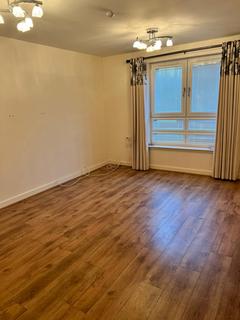 2 bedroom flat to rent, Strathcona Drive, Glasgow G13