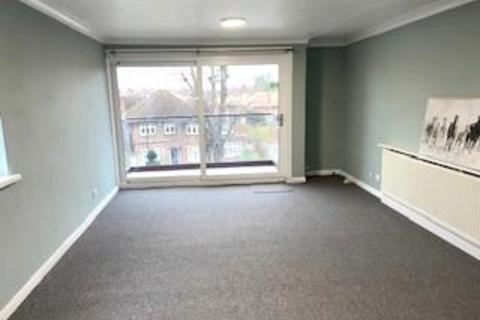 3 bedroom flat to rent, Forsyth Place, Enfield