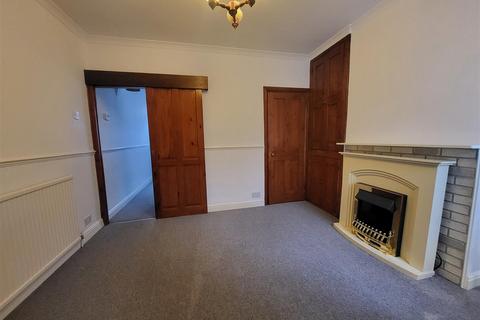 2 bedroom terraced house to rent, Wickham Street, Rochester