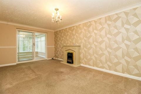 2 bedroom detached bungalow for sale, Rose Farm Approach, Altofts WF6