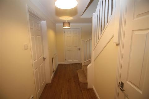 3 bedroom terraced house to rent, Tollhouse Cottages, St Peters Road, Coggeshall