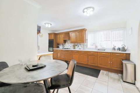60 Akeferry Road, Westwoodside, Doncaster, DN9 2DS