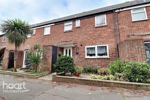 3 bedroom terraced house to rent, Goodey Close, COLCHESTER