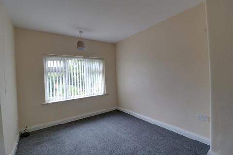 3 bedroom semi-detached house to rent, Williamson Avenue, Stoke-on-Trent ST6