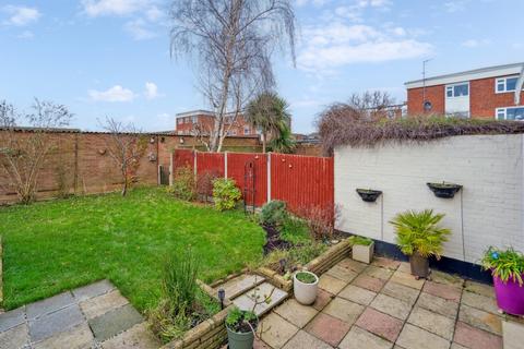 14 Grange Way, Iver, SL0 9NU