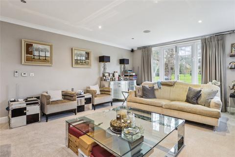 5 bedroom detached house for sale, Burwood Road, Hersham, Walton-on-Thames, KT12