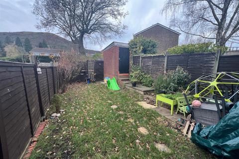 3 bedroom terraced house for sale, Dryden Close, Malvern