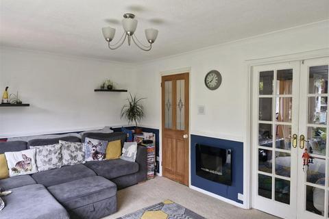 3 bedroom terraced house for sale, Dryden Close, Malvern