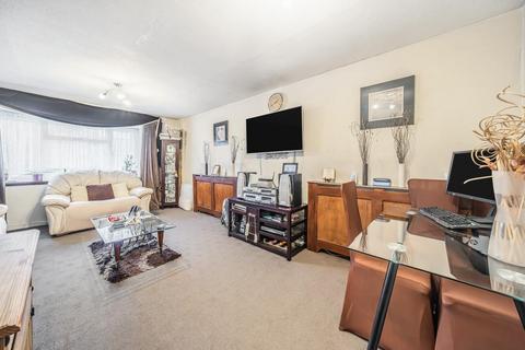62 Ravensdale Gardens, London, SE19 3QE
