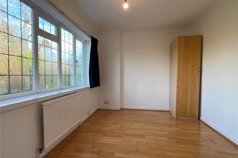 3 bedroom terraced house to rent, Frithwood Avenue, Northwood, HA6