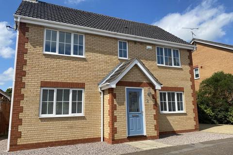 4 bedroom detached house to rent, Lidgate Close, Botolph Grn, Peterborough, PE2 7ZA