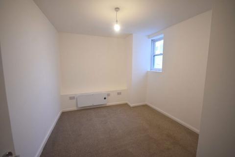 1 bedroom flat to rent, High Street, Bideford, Devon