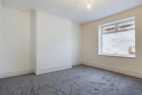 2 bedroom flat to rent, Laurel Street, Wallsend