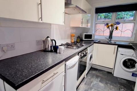 3 bedroom house to rent, 14 Exbury Street, Exbury Street, Manchester M14