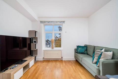 3 bedroom flat for sale, Woodlands Heights, Vanbrugh Hill, London, SE3