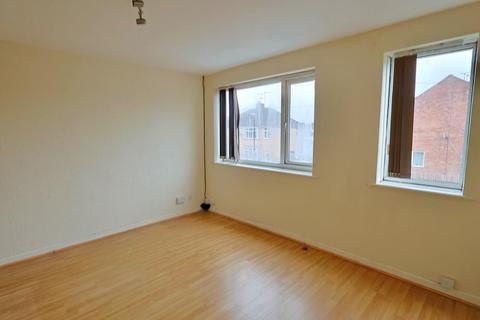 Studio to rent, Ansty Road, Coventry - STUDIO APARTMENT, CLOSE TO UHCW