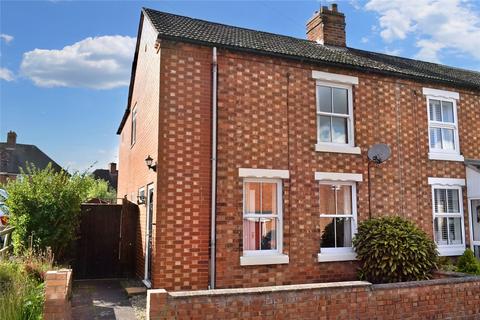 3 bedroom end of terrace house to rent, Burrish Street, Worcestershire WR9