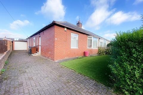 2 bedroom semi-detached bungalow for sale, Rowantree Road, Newcastle Upon Tyne