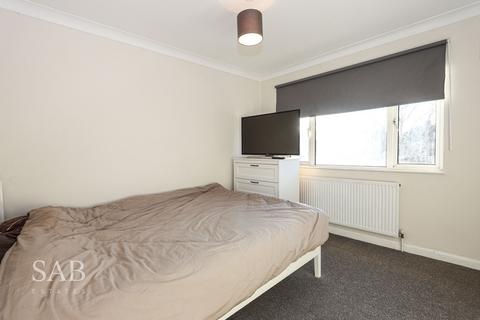 3 bedroom property to rent, Grosvenor Avenue, Hayes, UB4