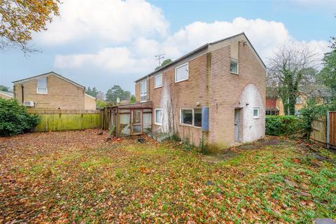 4 bedroom detached house for sale, Abbey Close, Berkshire RG12