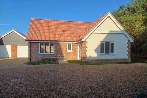 2 bedroom detached bungalow for sale, Plot 75, The Santon at Church Farm, NR8, Church Farm, Drayton NR8