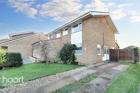 3 bedroom semi-detached house for sale, Hesketh Road, Yardley Gobion