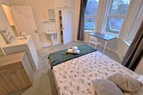 5 bedroom house share to rent, Magnolia, Bournemouth, BH1