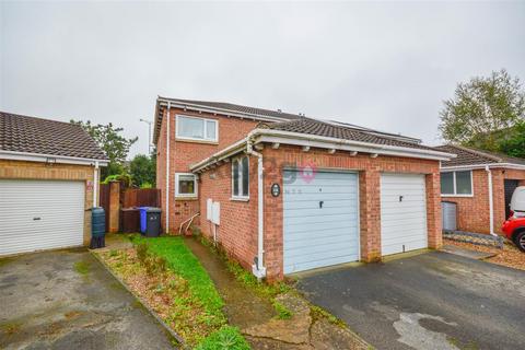 2 bedroom end of terrace house for sale, Grizedale Close, Sothall, Sheffield, S20