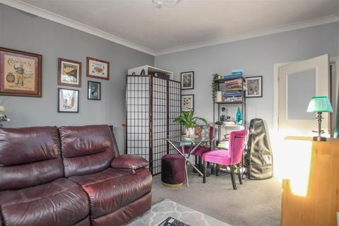 1 bedroom maisonette for sale, Milton Road, Warley, Brentwood