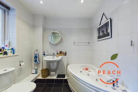 267 Corfield Street, London, E2 0DU