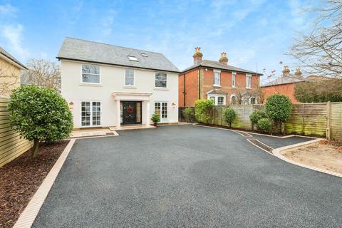 5 bedroom detached house for sale, Victoria Road, Southampton SO31