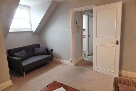 1 bedroom flat to rent, Upper Rock Gardens, Brighton